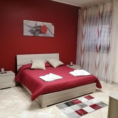 Casa Vacanza Petrulli Zafferana Etnea Eksteriør billede