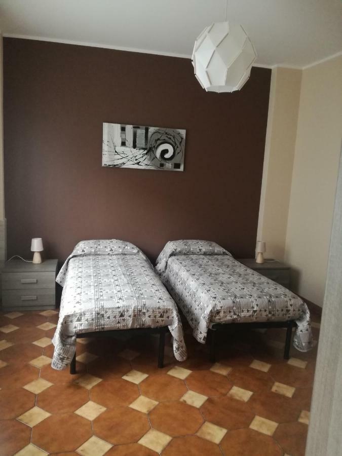 Casa Vacanza Petrulli Zafferana Etnea Eksteriør billede