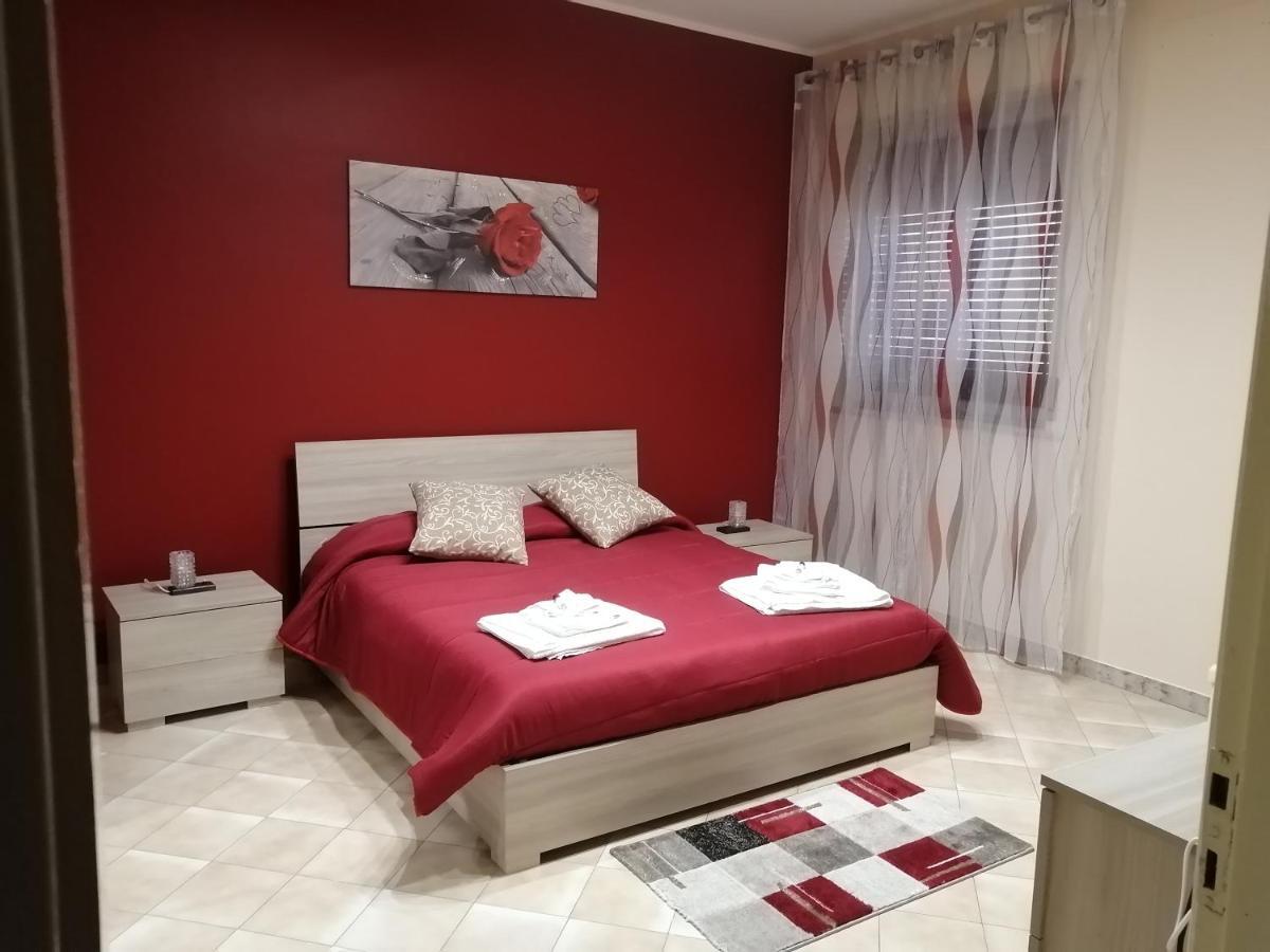 Casa Vacanza Petrulli Zafferana Etnea Eksteriør billede